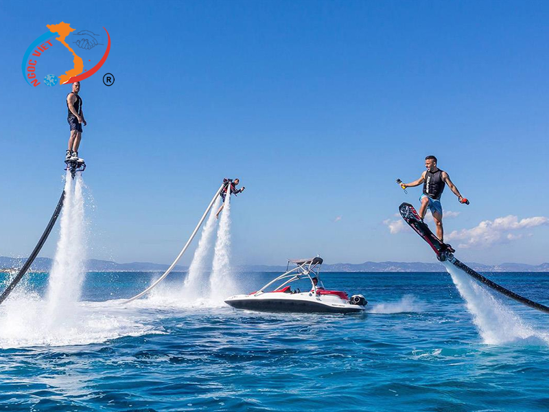 Trải nghiệm Flyboard ở Khu du lịch Hồ Tiên